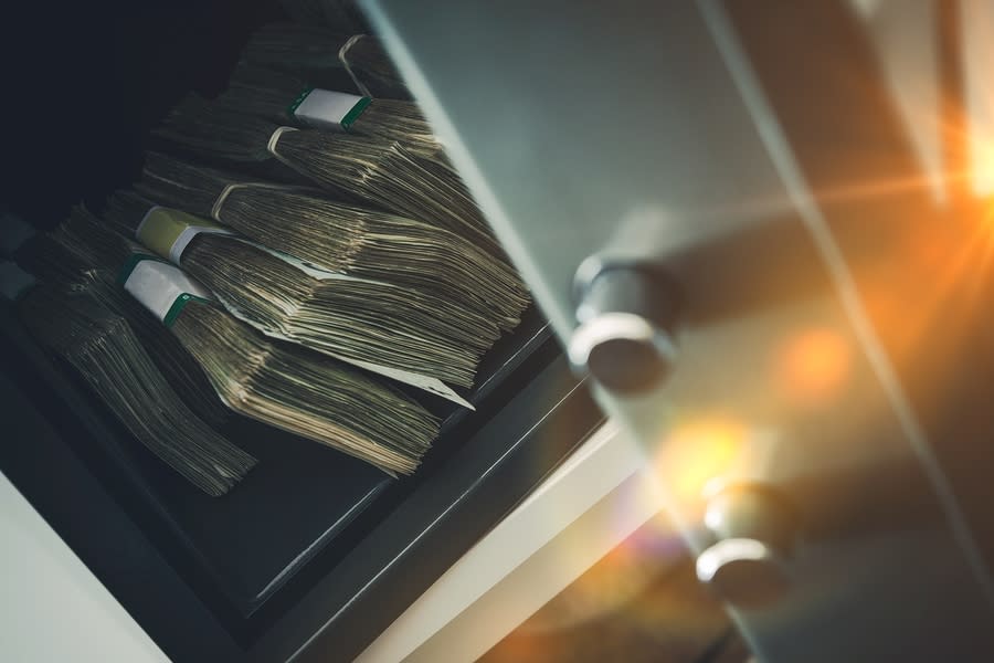 Kenapa Saham Disney Bisa Jadi Pilihan Tepat untuk Investor Pemula?