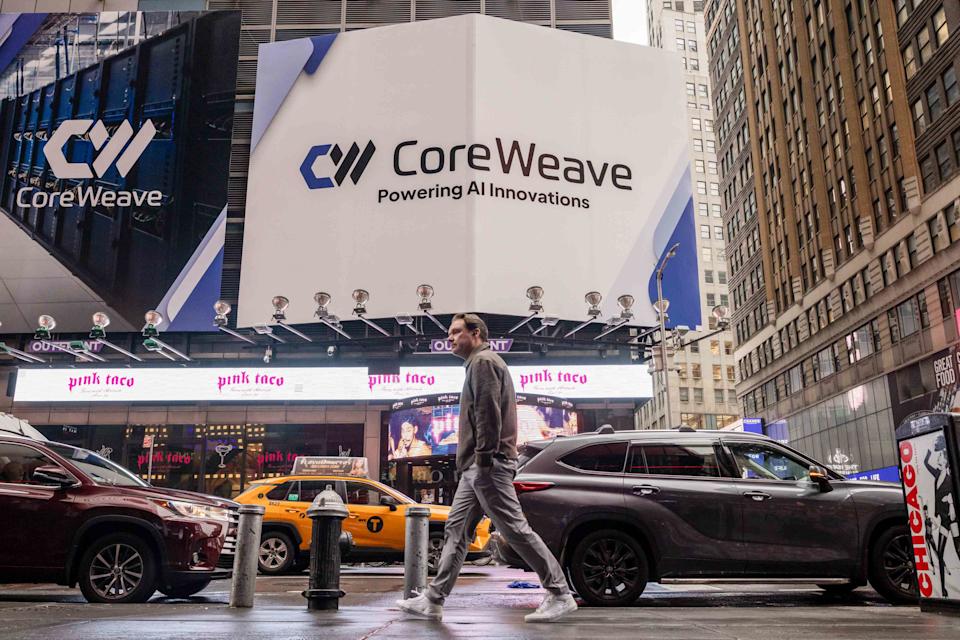 Pendapatan CoreWeave Melonjak 420%, Berjuang Atasi Kerugian Besar