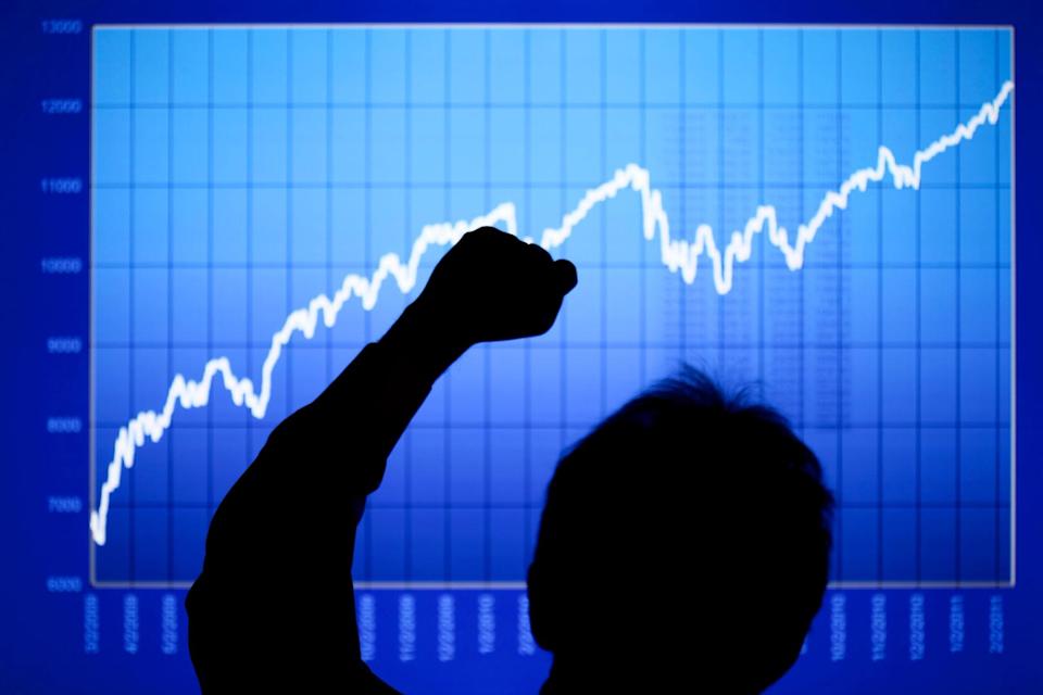 Ethereum dan Dogecoin Melonjak, Bitcoin Terperangkap di Tengah Ketidakpastian Pasar