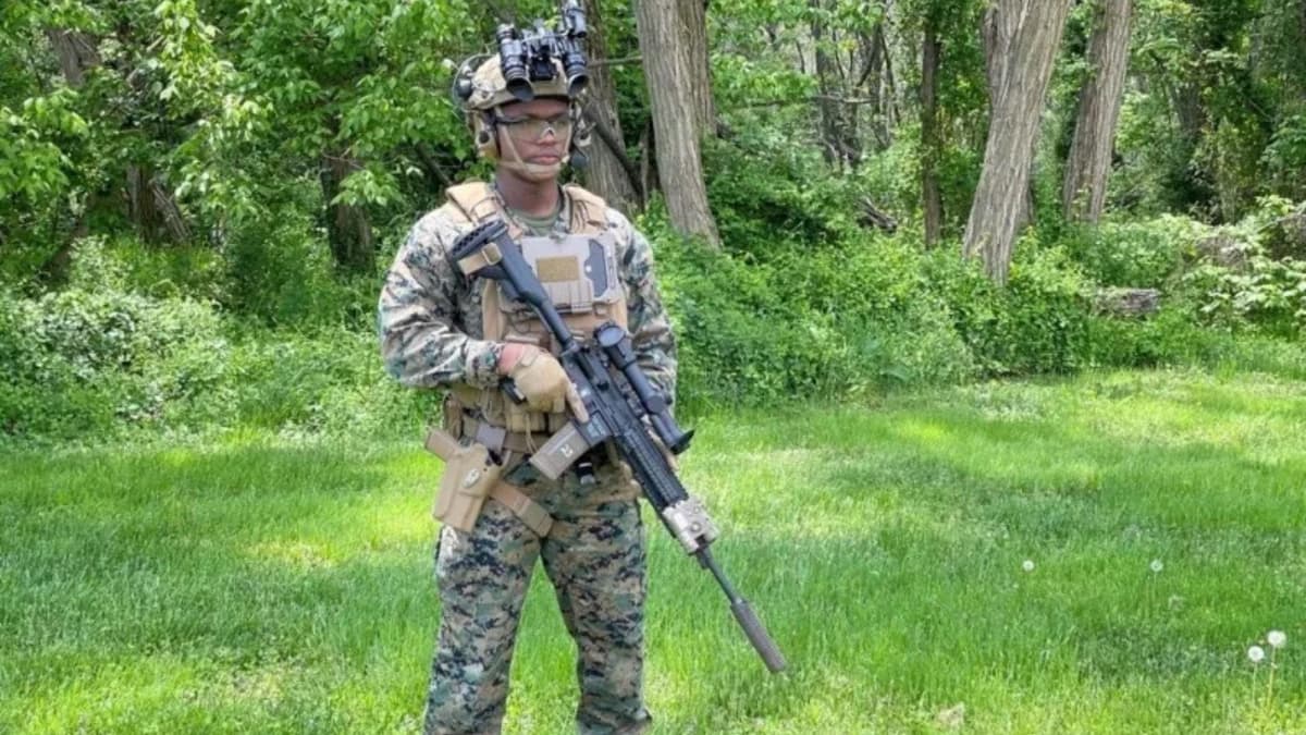 US Marine Corps Perkuat Kemampuan Malam dengan Kacamata Night Vision Canggih