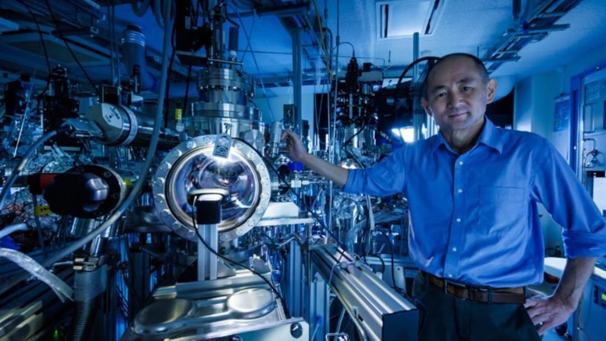 Laboratorium Digital Otomatis Percepat Penemuan Material Film Tipis