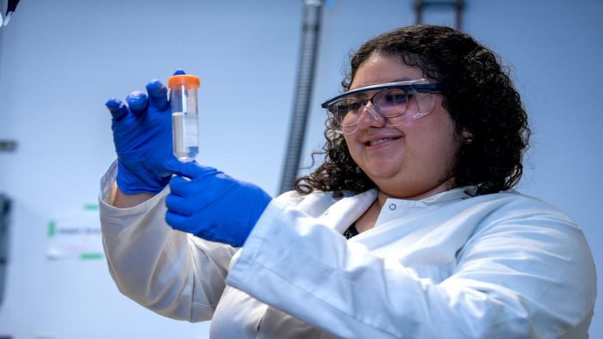 Sistem Desalinasi Tenaga Surya Inovatif Tanpa Baterai dari Rice University