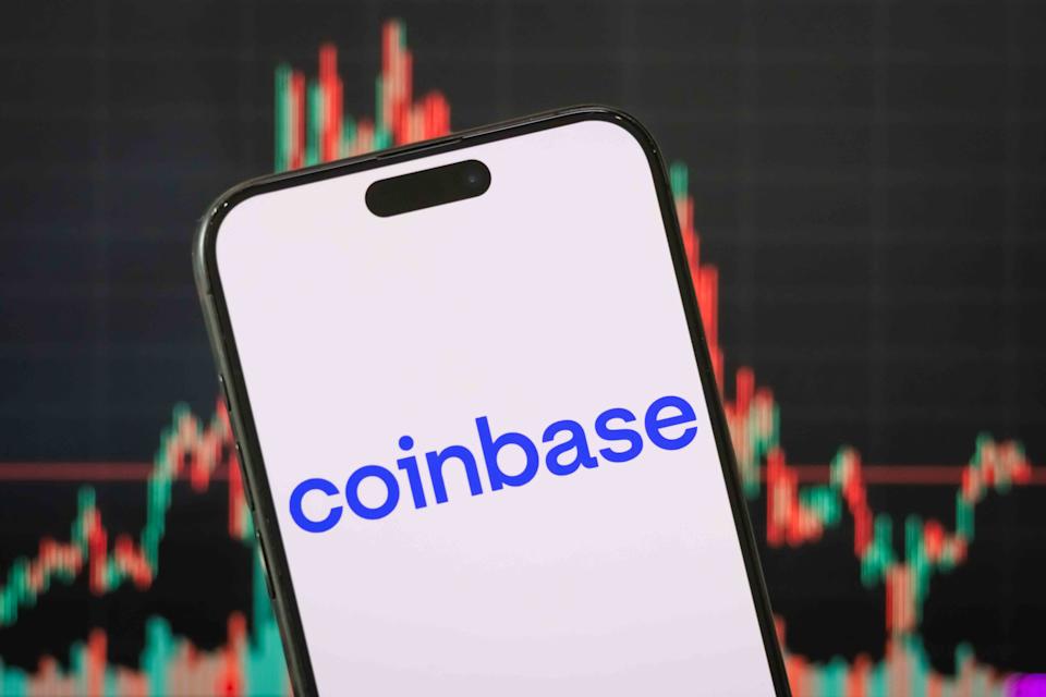 Coinbase Alami Serangan Siber dan Diselidiki SEC, Saham Turun Drastis