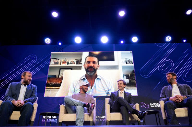 Skandal Peretasan Crypto Dough dan Kontroversi Kolaborasi Trump