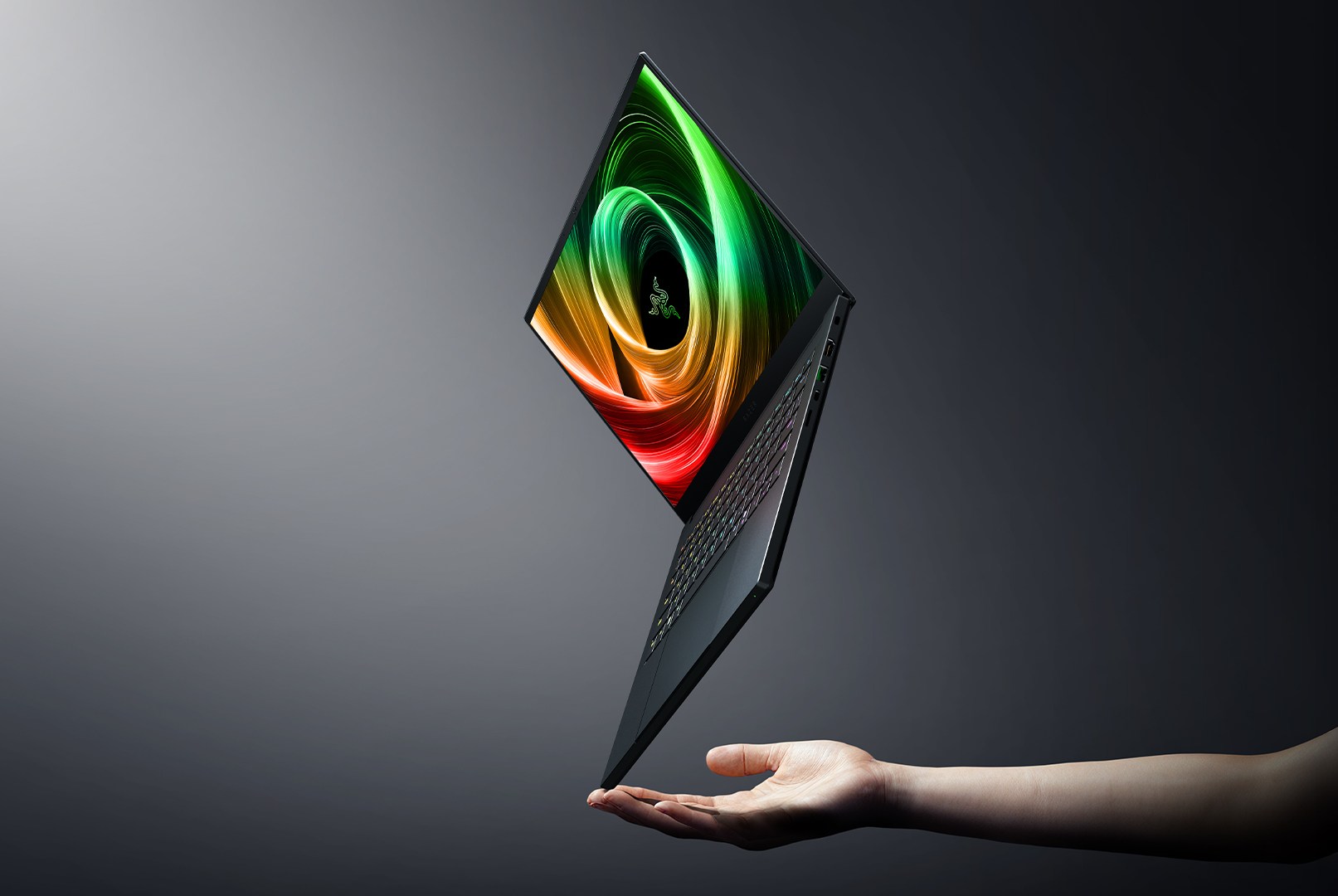 Razer Blade 14 Terbaru: Laptop Gaming Tipis dan Kuat dengan GPU RTX 5070