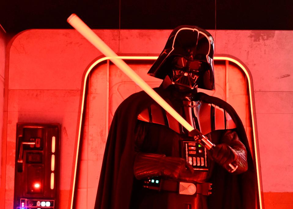 SAG-AFTRA Tuntut Perusahaan Game Gegara Suara Darth Vader dari AI