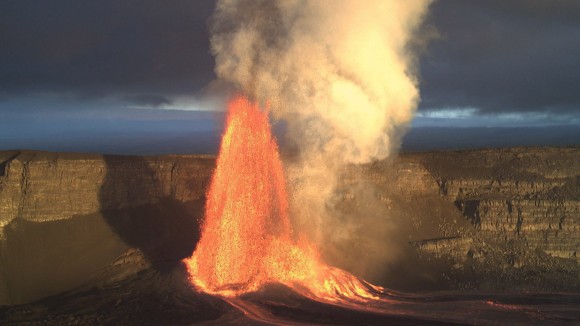 Bukti Baru: Material Inti Bumi Bocor ke Permukaan melalui Magma Hawaii
