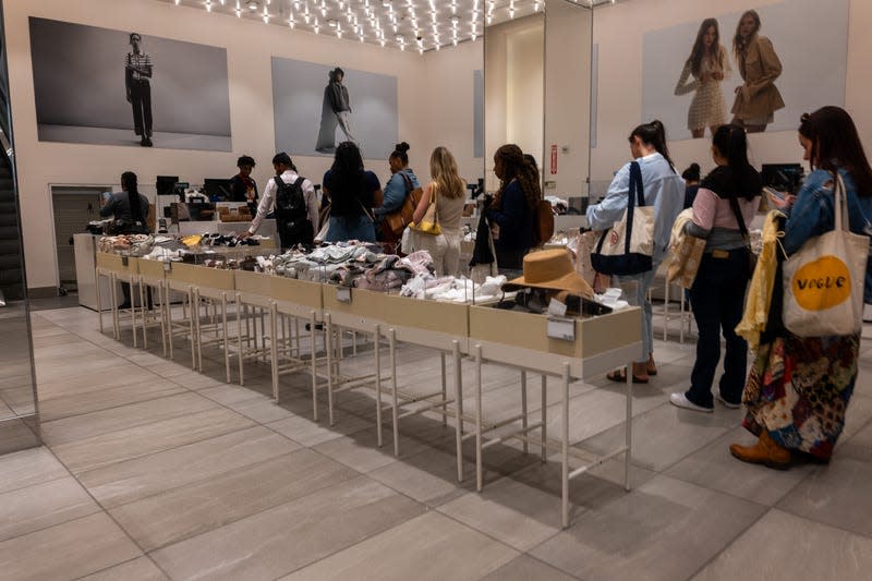 Kepercayaan Konsumen AS Meningkat Setelah Meredanya Ketegangan Perdagangan