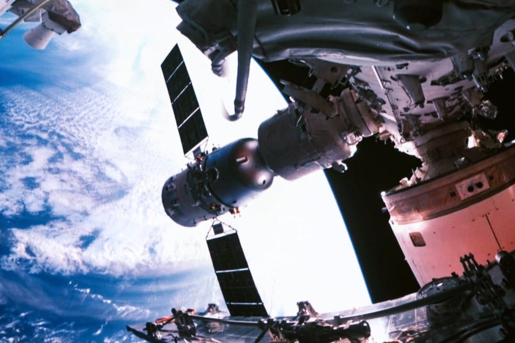 China Kembangkan Robot Pertahanan Ruang Angkasa untuk Lindungi Stasiun Tiangong