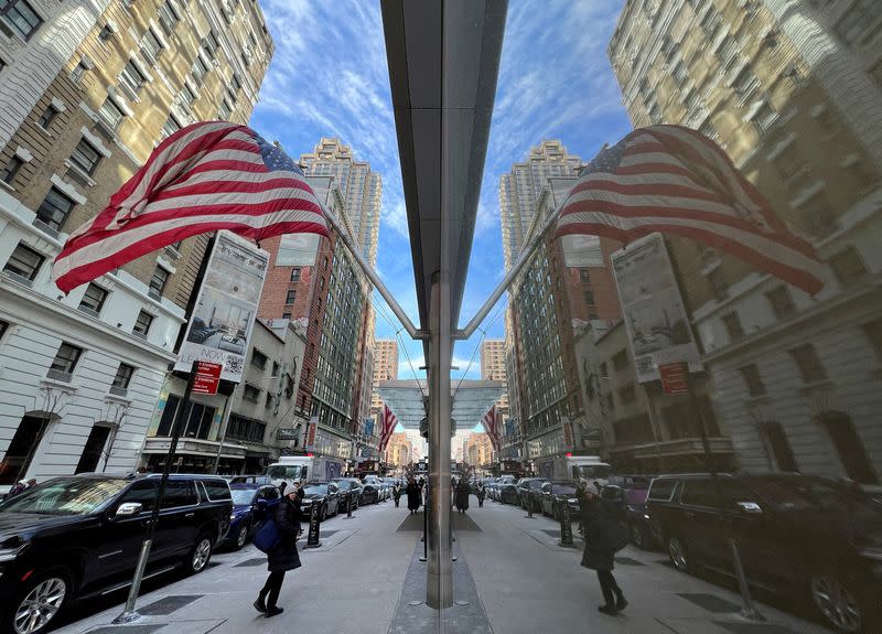 Ketidakpastian Tarif Memacu Perusahaan Beralih ke Kredit Swasta yang Lebih Fleksibel