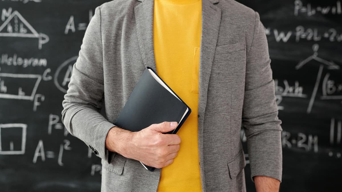 Insinyur Muda Tiongkok Pecahkan Misteri Teori Matematika Sulit IUT