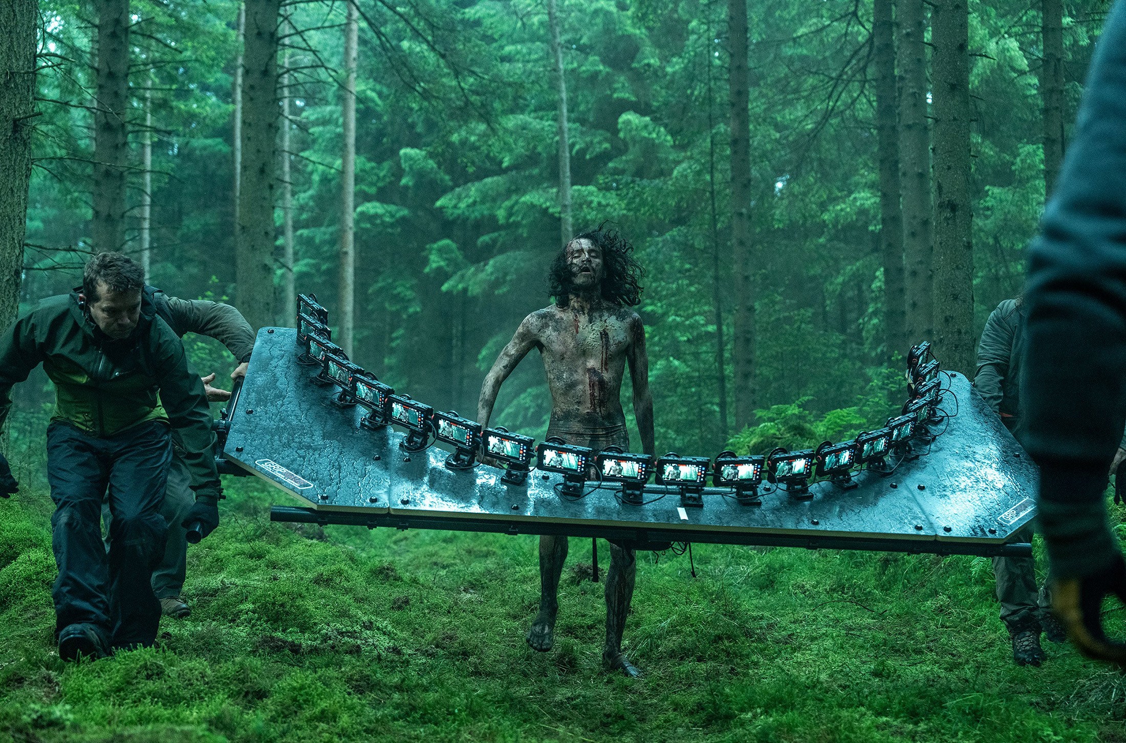 Film 28 Years Later Gunakan 20 iPhone untuk Ciptakan Efek Sinematografi Baru