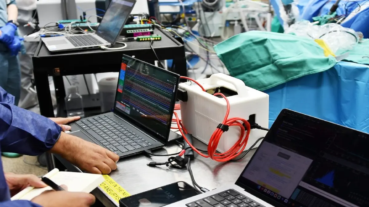 Paradromics Tembus Tahap Klinik dengan Implan Otak Revolusioner Bantu Lansia