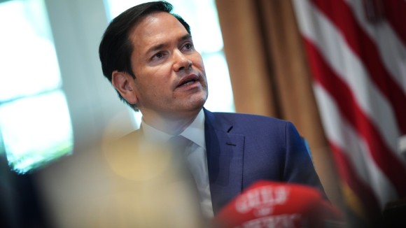 Kebijakan Baru AS Cabut Visa Mahasiswa China Picu Kekhawatiran Riset