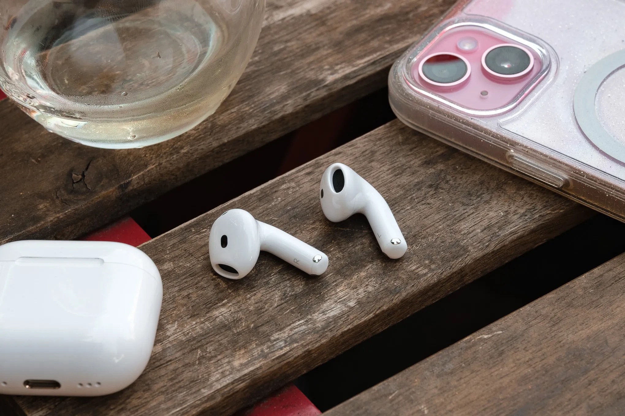 Apple Siapkan Fitur Baru AirPods: Kontrol Kamera dan Deteksi Tidur