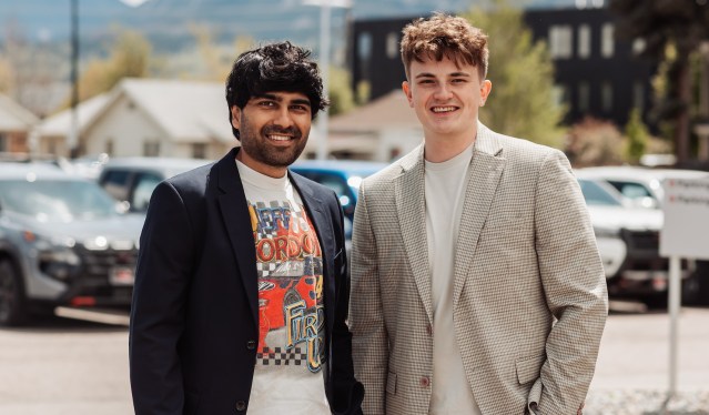 Perjalanan Toma: AI Suara untuk Dealer Mobil Atasi Masalah Panggilan Tidak Terduga