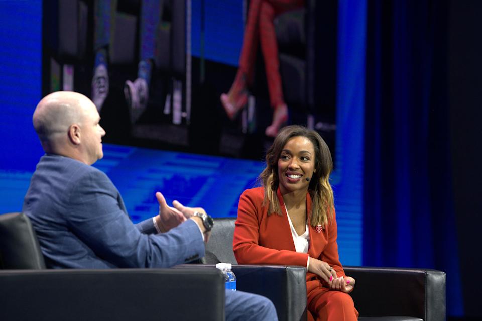 CEO Truckstop Kendra Tucker Mundur, Pendiri Scott Moscrip Kembali Pimpin Perusahaan