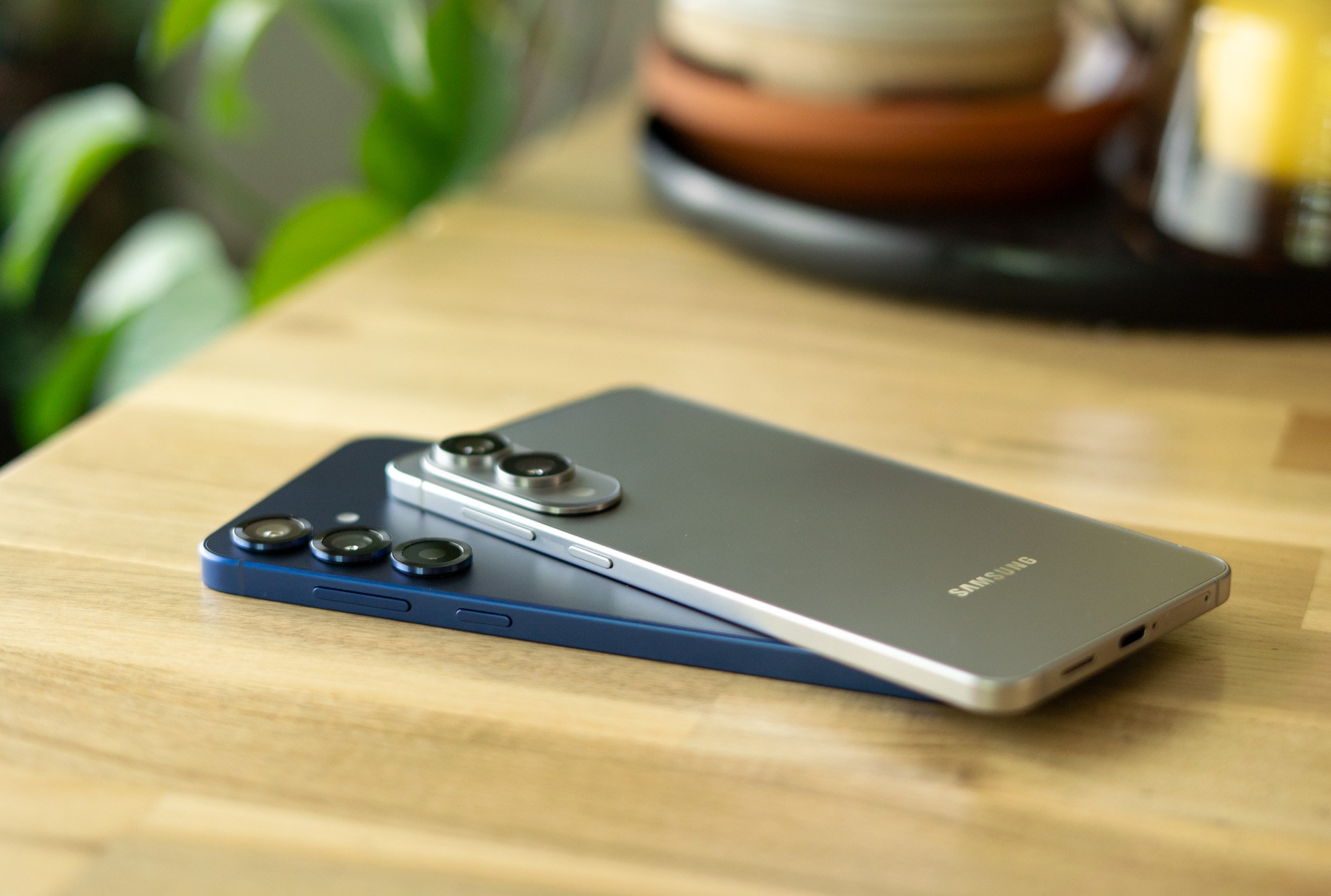 Samsung Galaxy S25 Edge: Ponsel Tipis dan Ringan dengan Baterai yang Cukup Tahan Lama