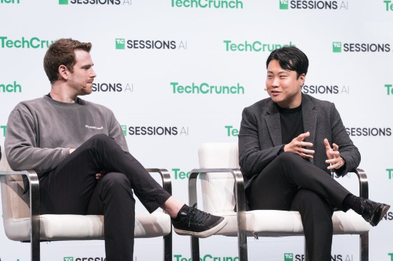 Cara Startup Bertahan dan Berkembang di Era Model AI yang Terus Berubah