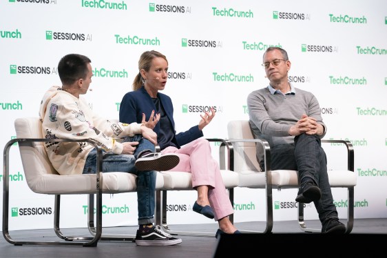 Diskusi Penting: Tantangan Etika dan Keselamatan AI di Era Alat Murah dan Mudah