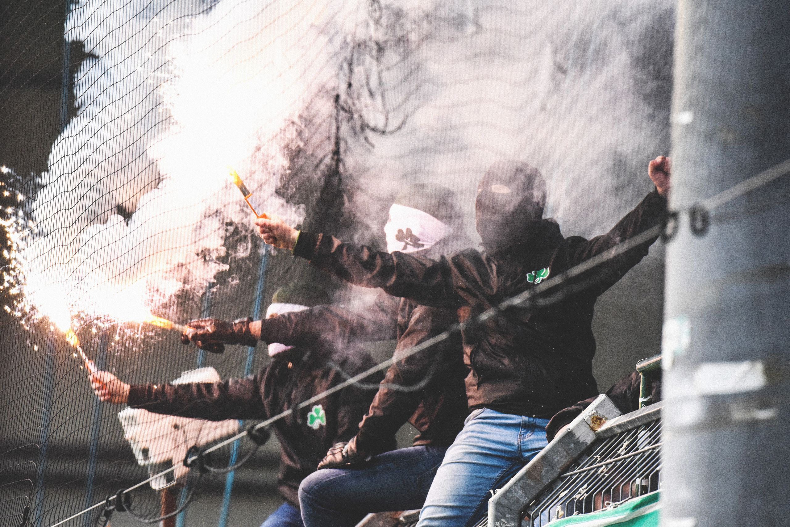 Keterlibatan Neo-Nazi Amerika dalam Turnamen Bela Diri di Swedia yang Terhubung dengan Organisasi Teroris