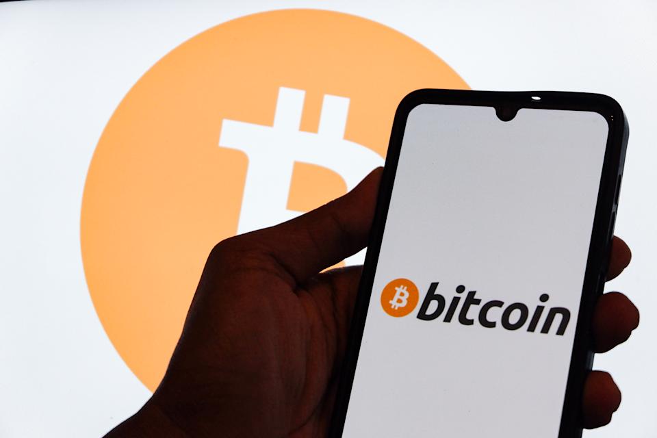 Bitcoin Melonjak Tembus Rekor, Perusahaan Mulai Tambah Cadangan Kripto