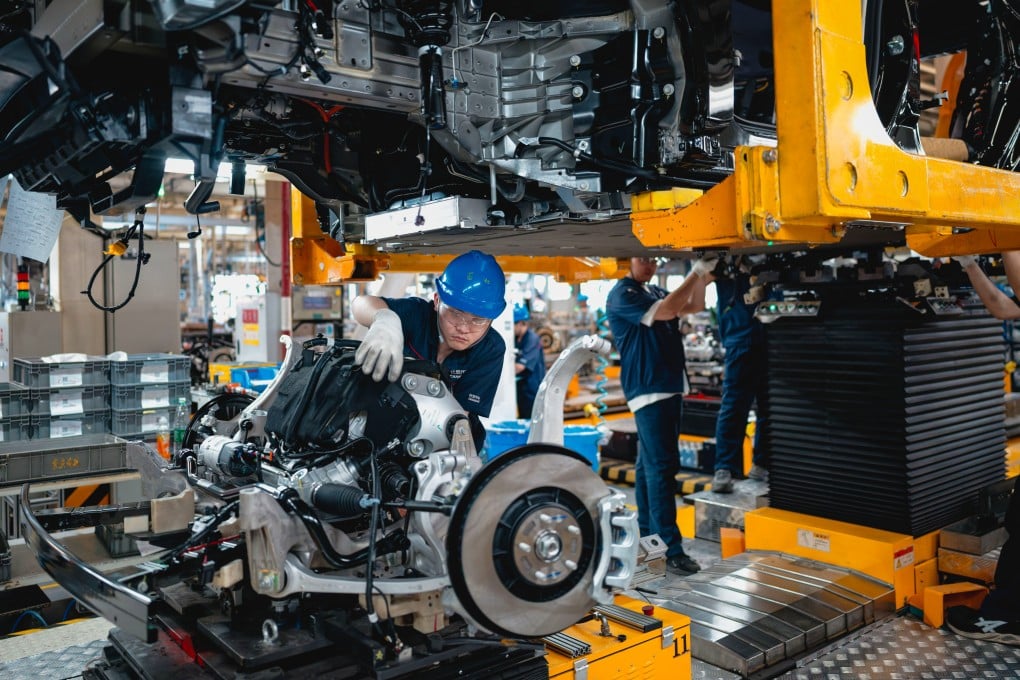 Dari Xiaomi Untung hingga Celaka Seperti Evergrande: Kisah Terbaru Industri Mobil Listrik Tiongkok