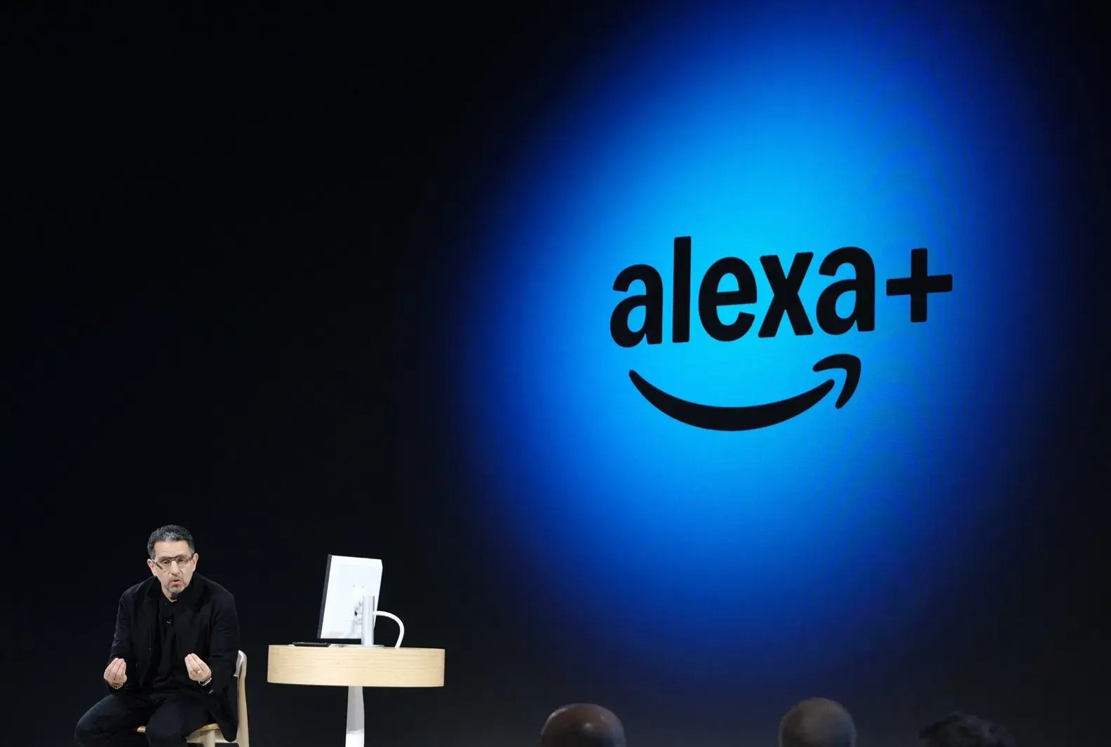 Alexa Plus Amazon Hadir dengan AI Generatif, Peluncuran Bertahap dan Tantangan Smart Home