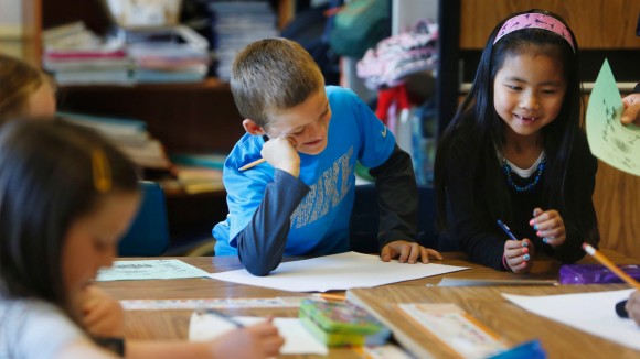 Kesenjangan Matematika Gender Muncul di Tahun Pertama Sekolah di Prancis