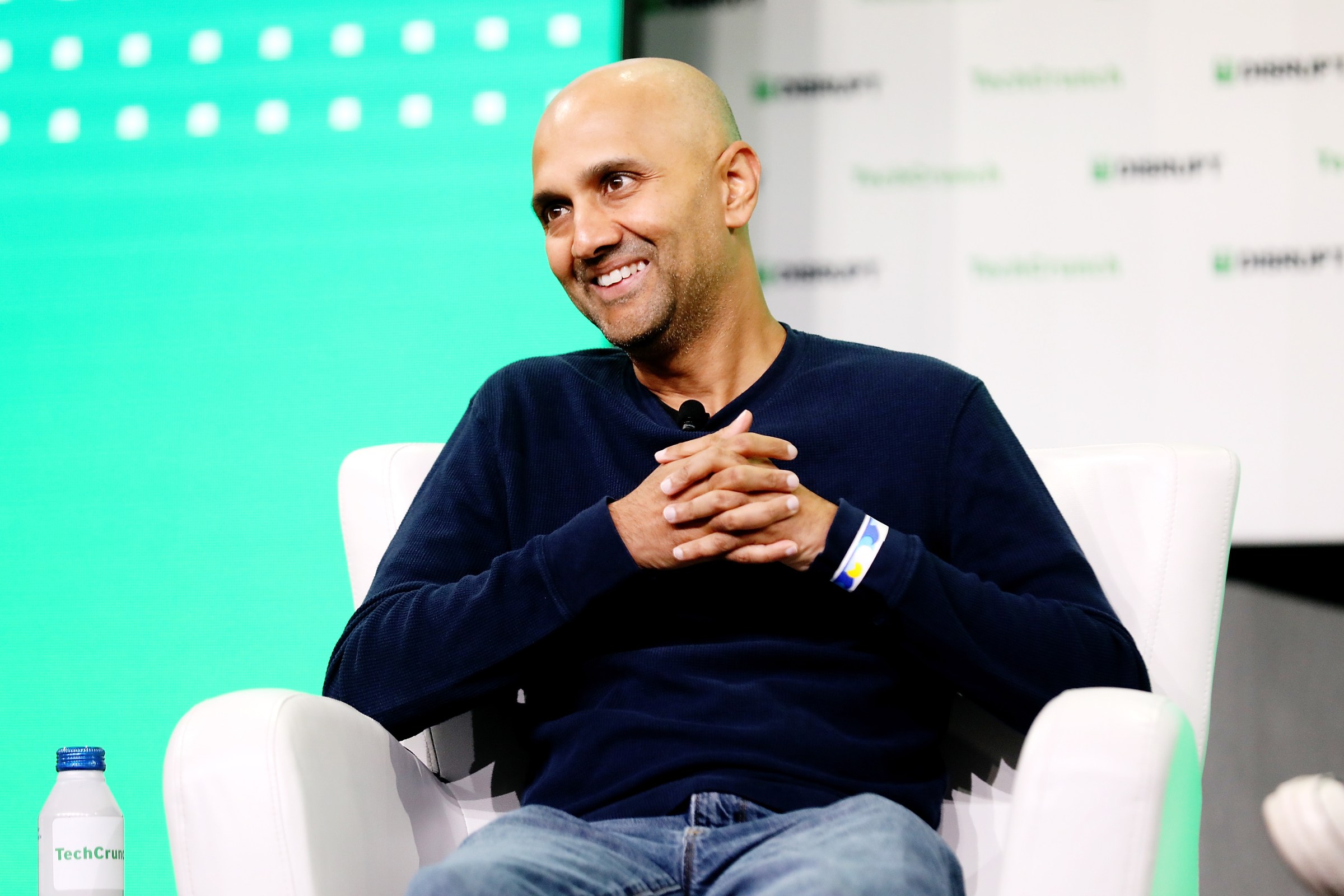 Pali Bhat, CPO Pertama Reddit, Mengundurkan Diri Setelah Memimpin Era Perubahan