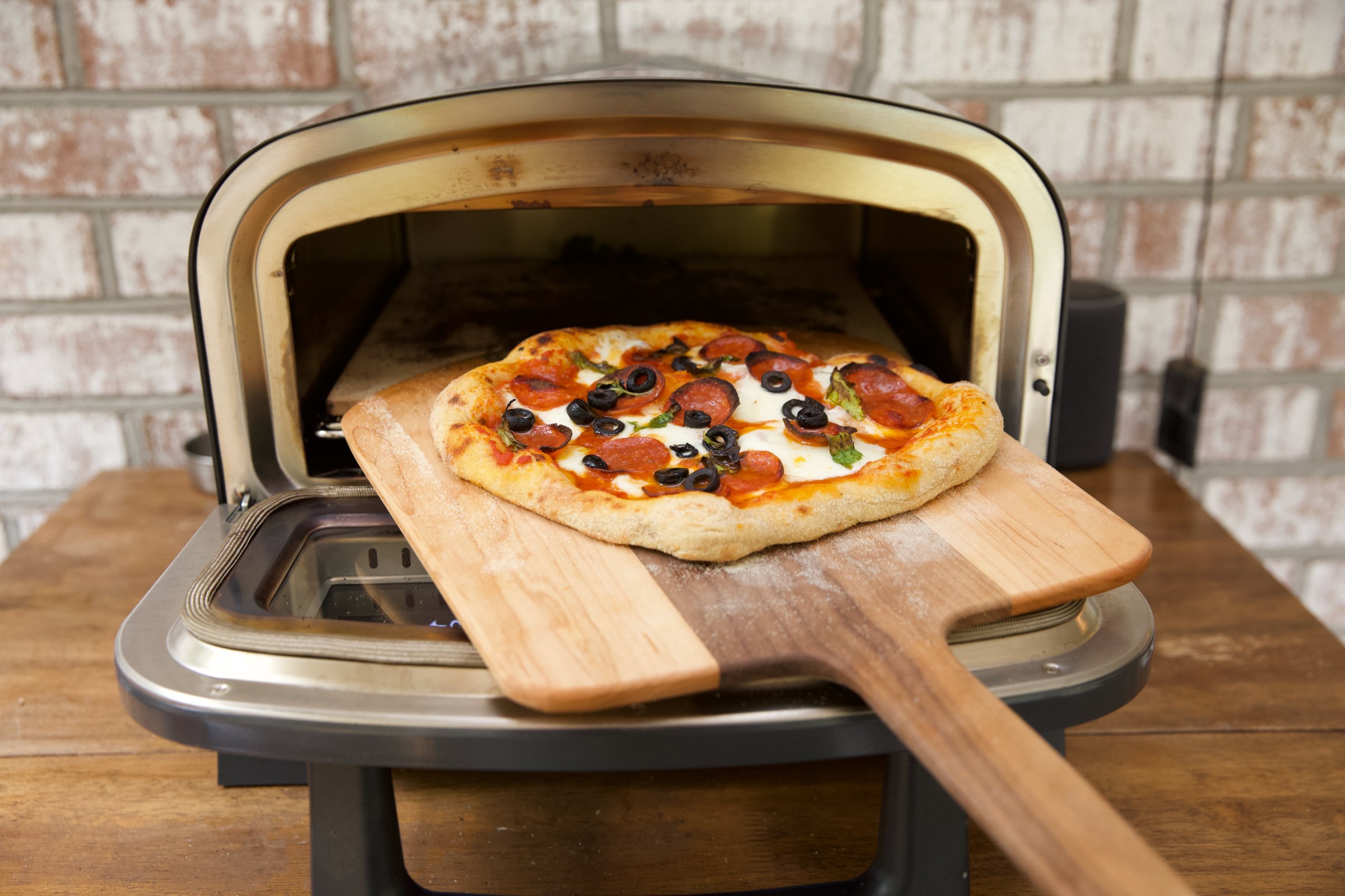 Menguji Oven Pizza Pintar Current Model P: Apakah Memudahkan Pizza Berkualitas Restoran di Rumah?