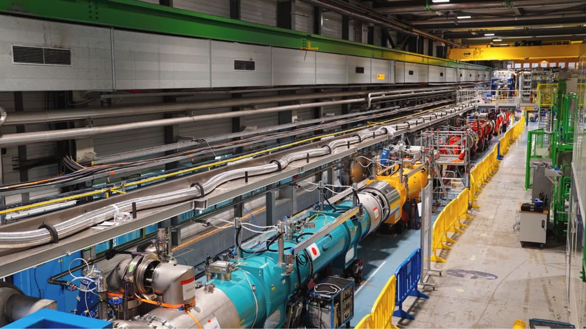 CERN Uji Magnet Superdingin untuk Tingkatkan Kekuatan LHC Sepuluh Kali Lipat