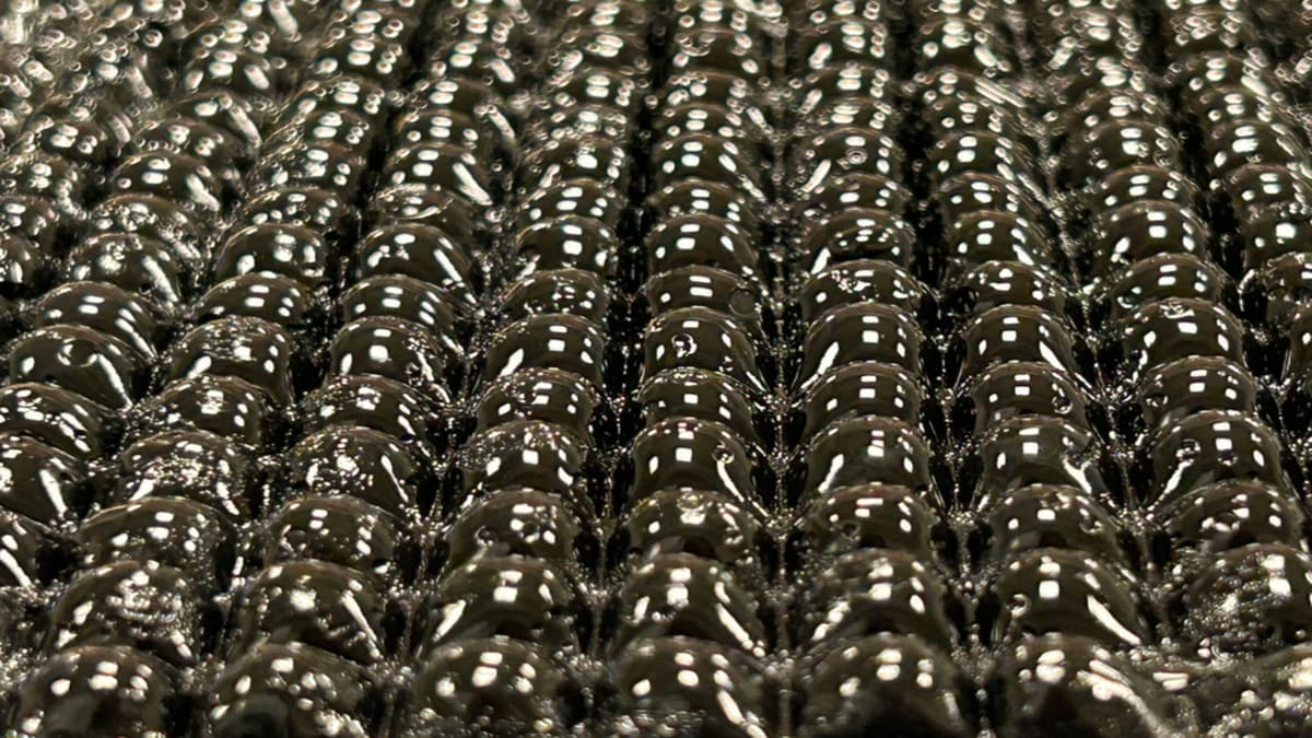 Perangkat Origami Canggih Hasilkan Air Minum dari Udara Tanpa Listrik