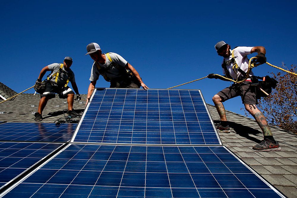 Tina Penghentian Kredit Pajak Surya Bisa Rugikan Jutaan Warga Amerika