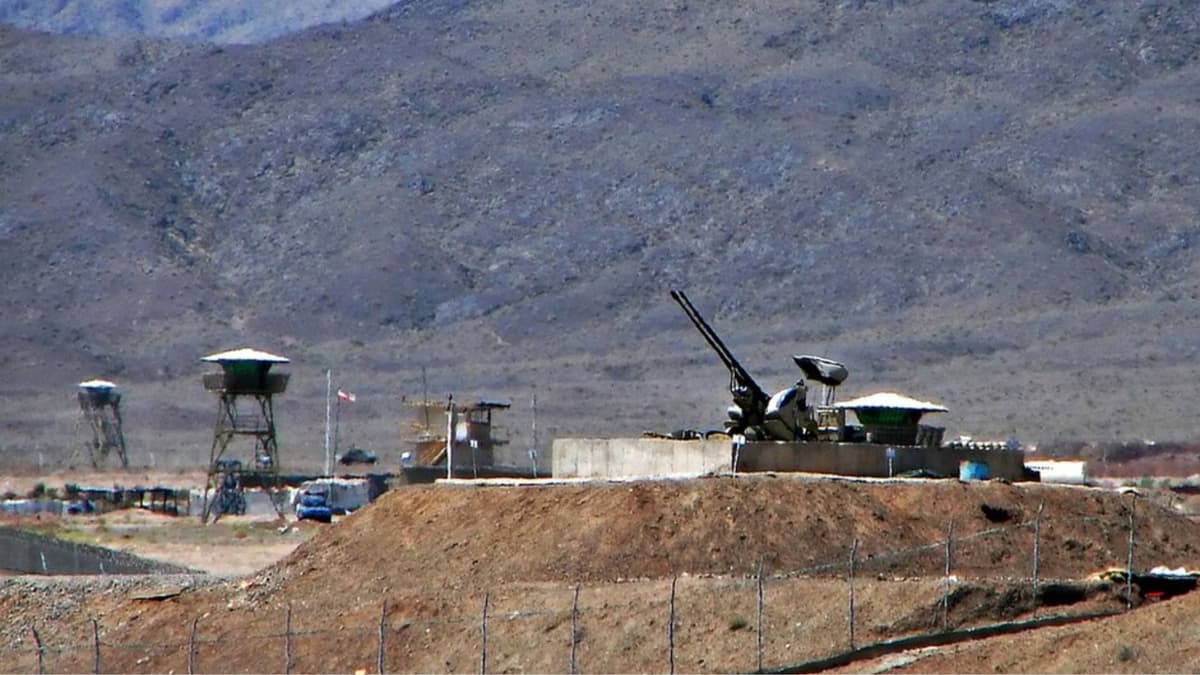 Israel Melancarkan Serangan Besar Terhadap Situs Nuklir dan Militer Iran