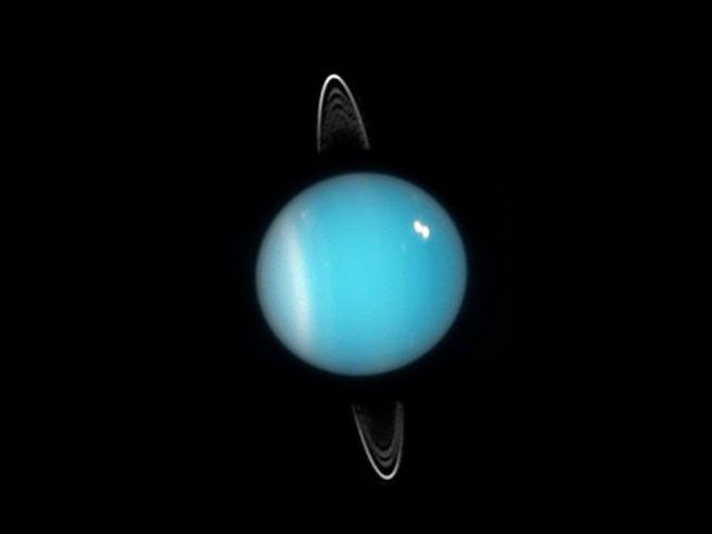 Penemuan Baru Tentang Musim dan Atmosfer Misterius Planet Uranus