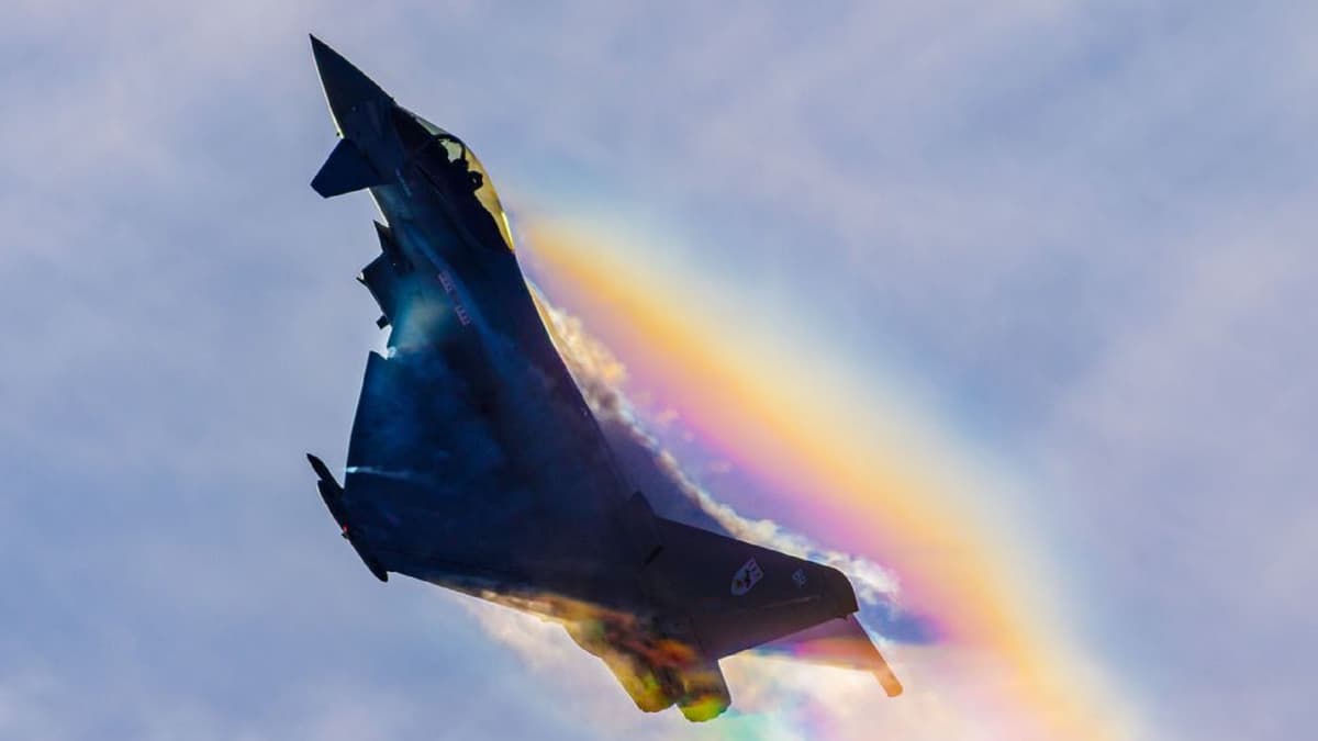 AI Canggih Rattlesnaq Tingkatkan Kesadaran dan Keamanan Pilot Typhoon