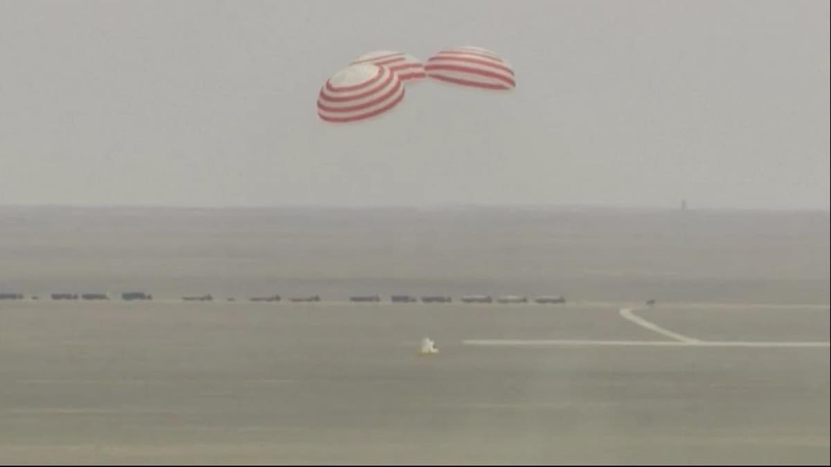 China Sukses Uji Sistem Pelolosan Astronot Pesawat Mengzhou Menuju Eksplorasi Bulan