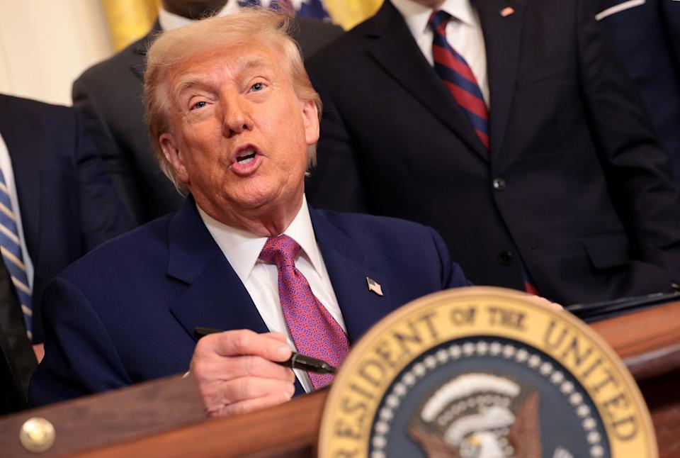 Trump dan Pejabat Senior Menginvestasikan Jutaan Dolar di Cryptocurrency