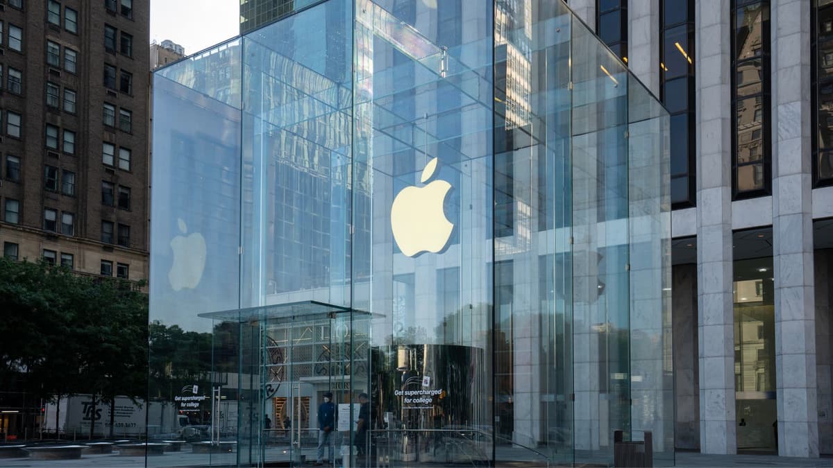 Apple Digugat Karena Janji AI Siri yang Ditunda Bikin Harga Saham Jatuh