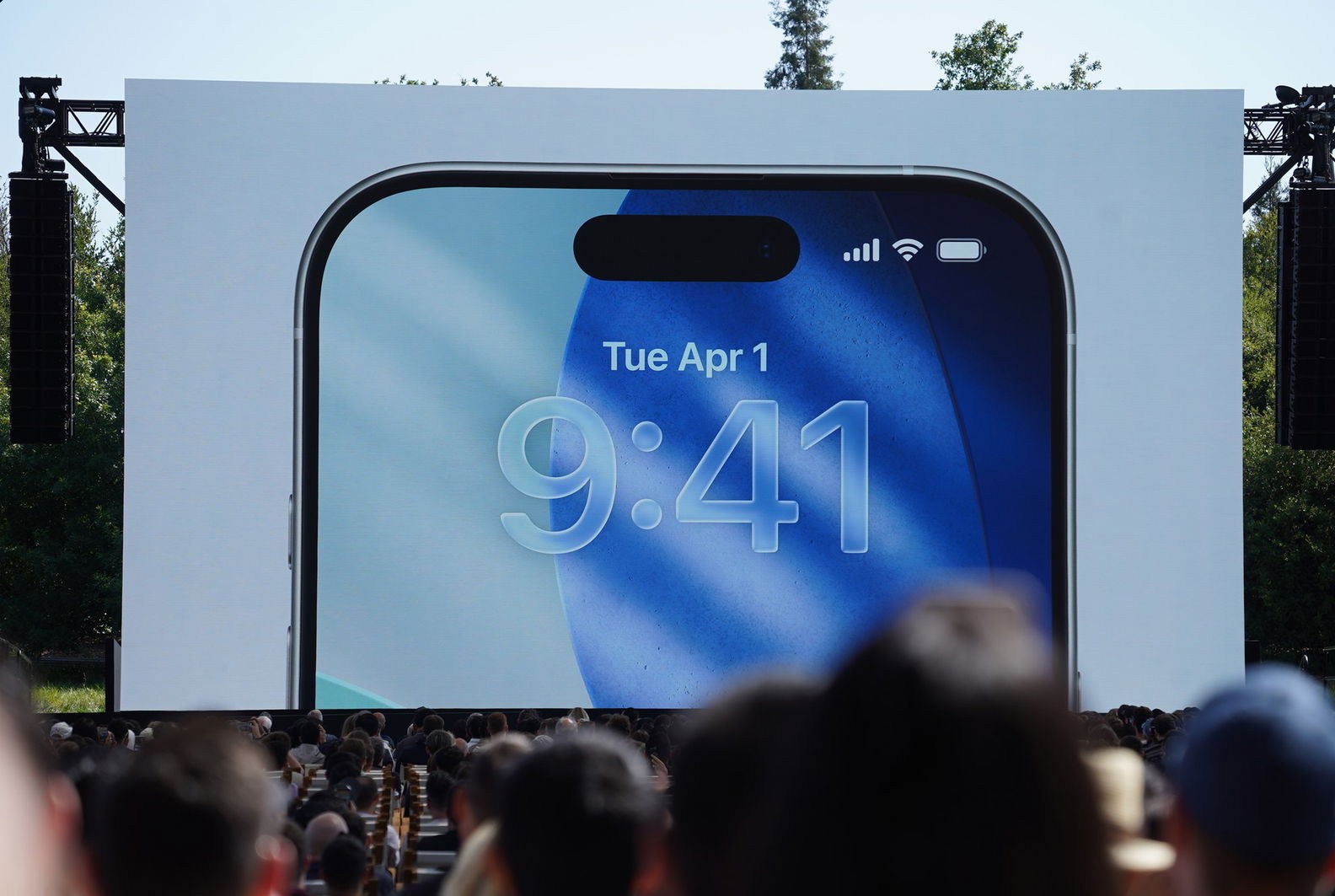 Perbaikan Liquid Glass di iOS 26 Beta Kedua Membuat Control Center Lebih Jelas