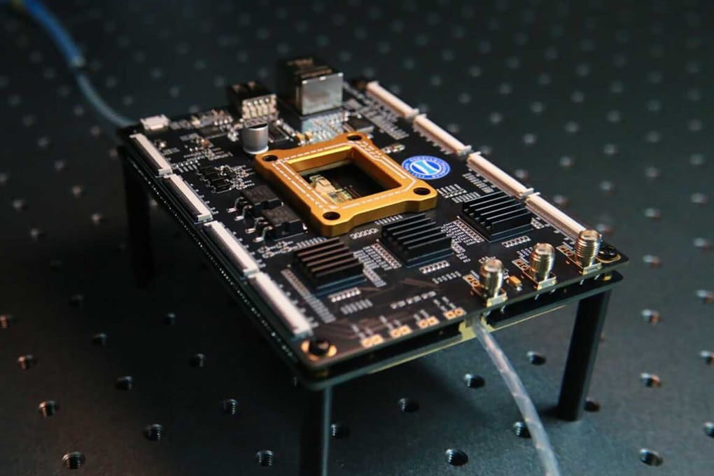 Chip Komputasi Optik Meteor-1: Jawaban Cina untuk Era AI dan Batasan Chip Elektronik