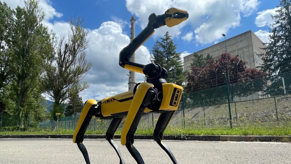 Robot Anjing Boston Dynamics Bantu Dekomisioning Nuklir di Spanyol