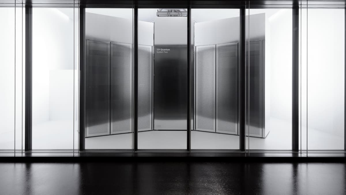 Jepang Memimpin Dunia dengan Sistem Komputer Kuantum-Hibrida Tercepat