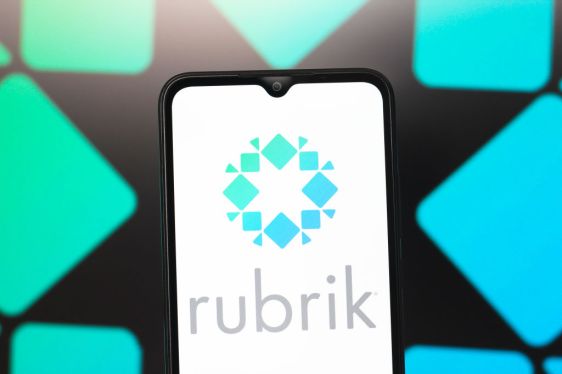 Rubrik Akuisisi Predibase untuk Percepat Agen AI di Perusahaan