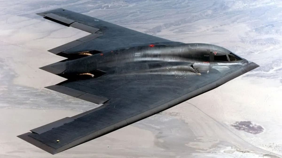 Operasi Rahasia AS: B-2 Spirit Geser Kekuatan Udara China dan Iran