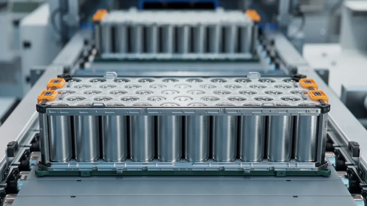 Terobosan Baterai Silikon SCC55 dengan Lebih dari 1.500 Siklus Pengisian Ulang