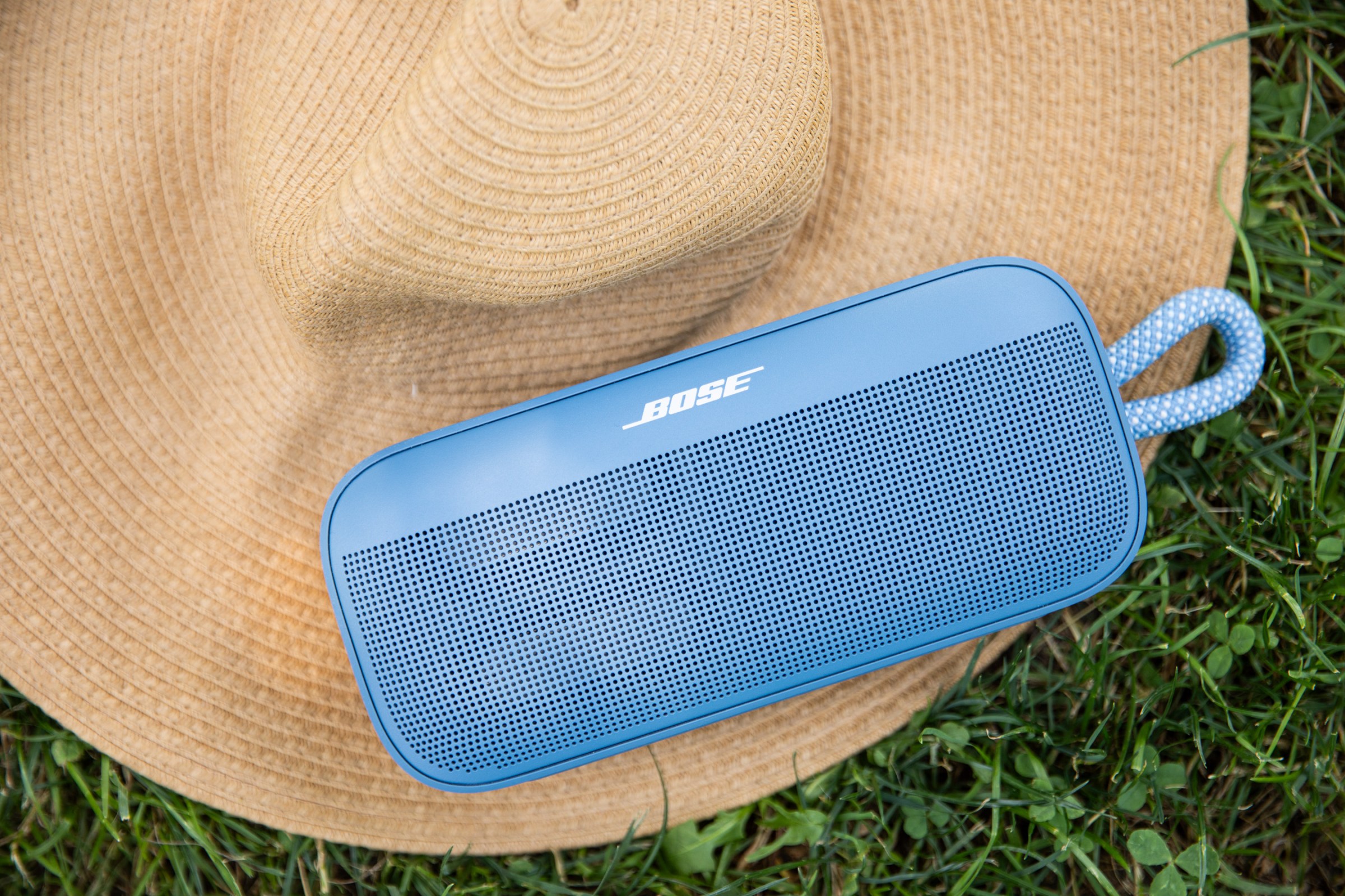 Review Bose SoundLink Plus: Speaker Bluetooth Tahan Air dengan Suara Keren Tapi Mahal