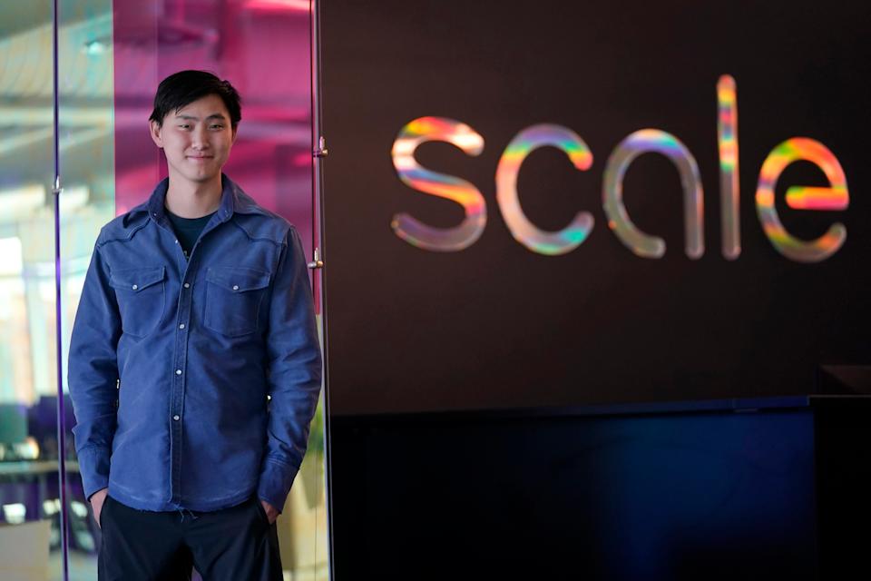 Meta Berjuang Rebut Posisi Teratas di Perlombaan AI dengan Rekrut dan Investasi Besar