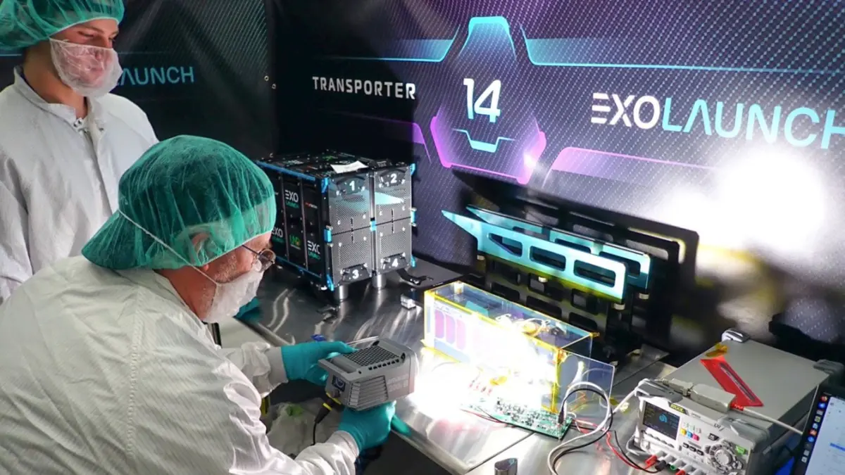 Satellit Kecil UND ROADS Ciptakan Doking Otomatis Pertama Dunia dengan GPS